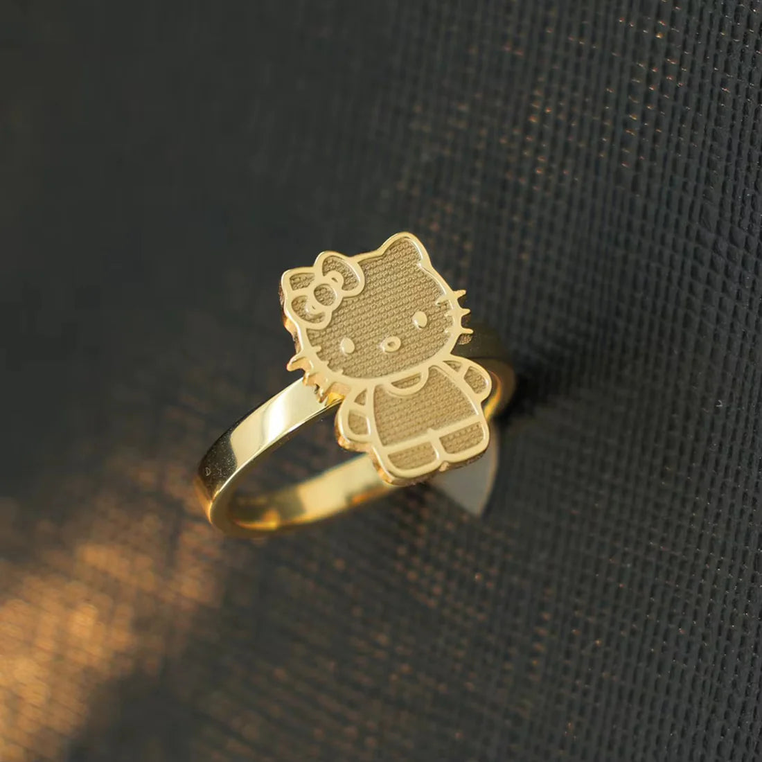 Hello Kitty Ring