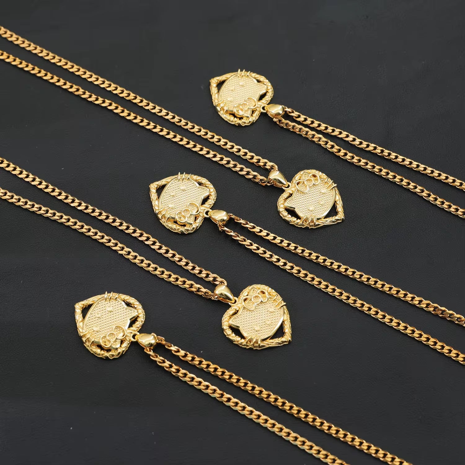 Hello Kitty Heart Necklace